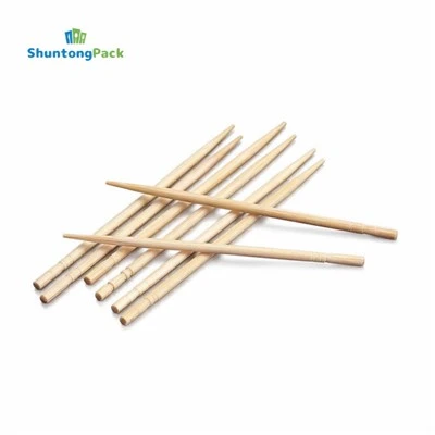 Enspetsade bambu tandpetare